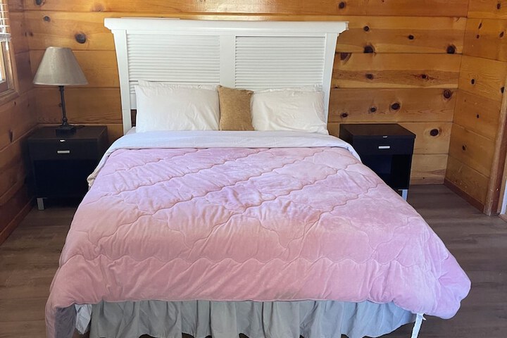 Room 14 of 77