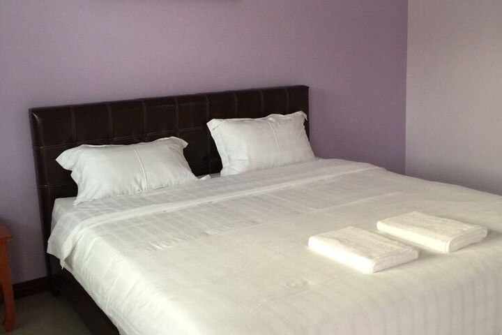 Room 7 of 38