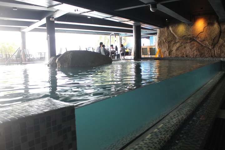 Pool 153 of 204