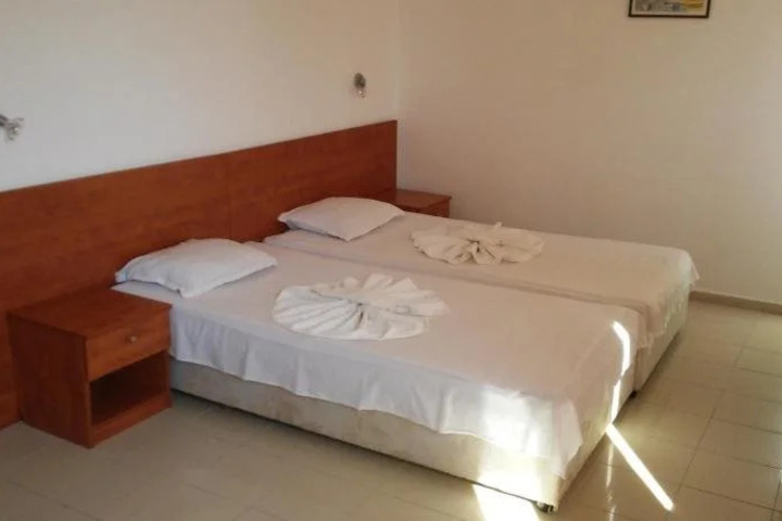 Room 2 of 13