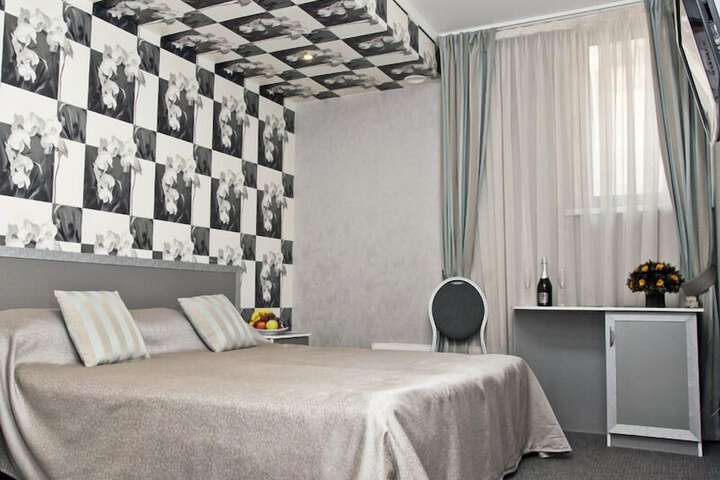 Room 27 of 70