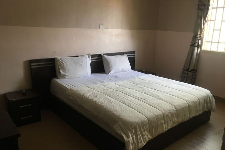 Room 7 of 17