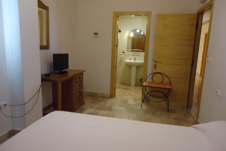 Room 7 of 36