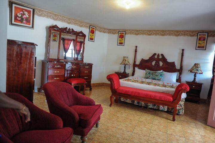 Room 12 of 69