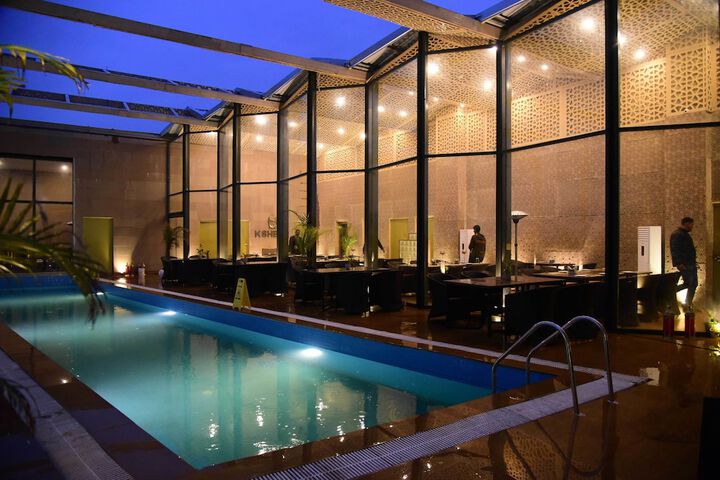 Pool 7 of 14