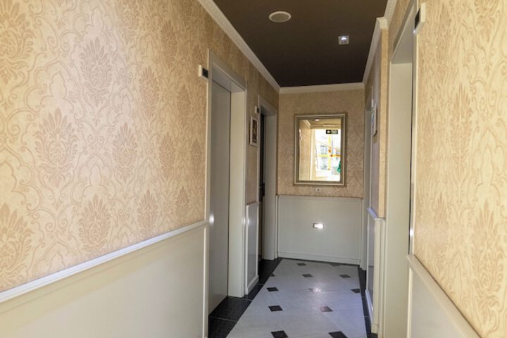 Room 68 of 188