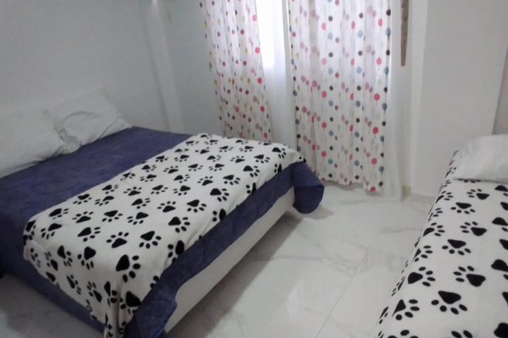 Room 3 of 16