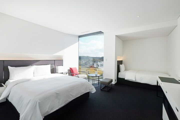 Room 14 of 61