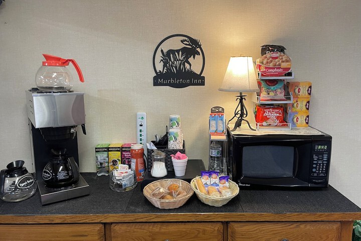 Breakfast/Coffee Service 8 of 9