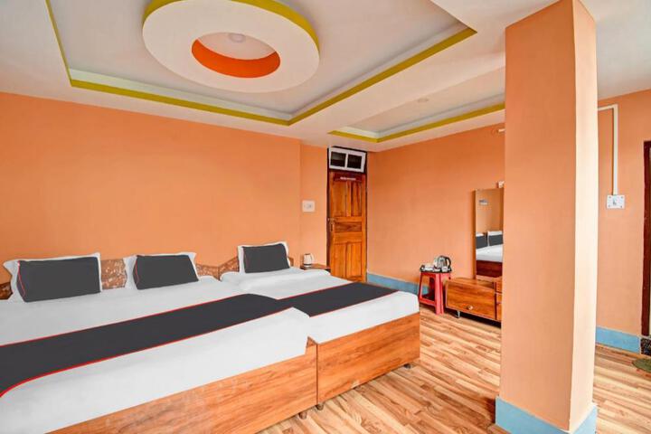 Collection O 807624 Hotel Heena