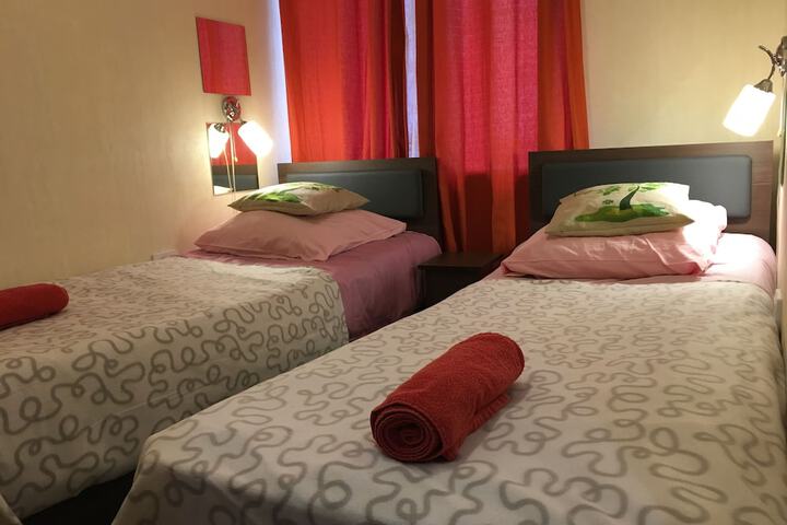 Room 15 of 17