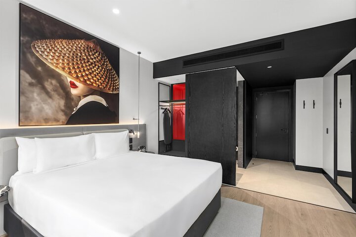 Room 9 of 59