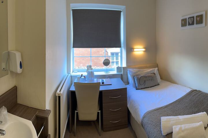Room 9 of 55