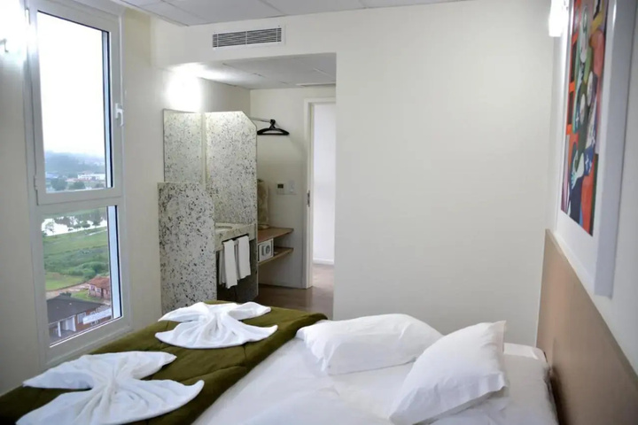 Room 3 of 22