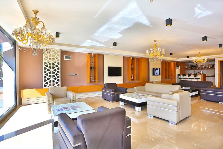 Hotel Interior 6 of 84