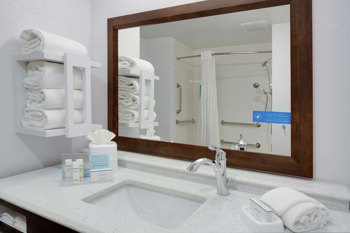 Bathroom shower