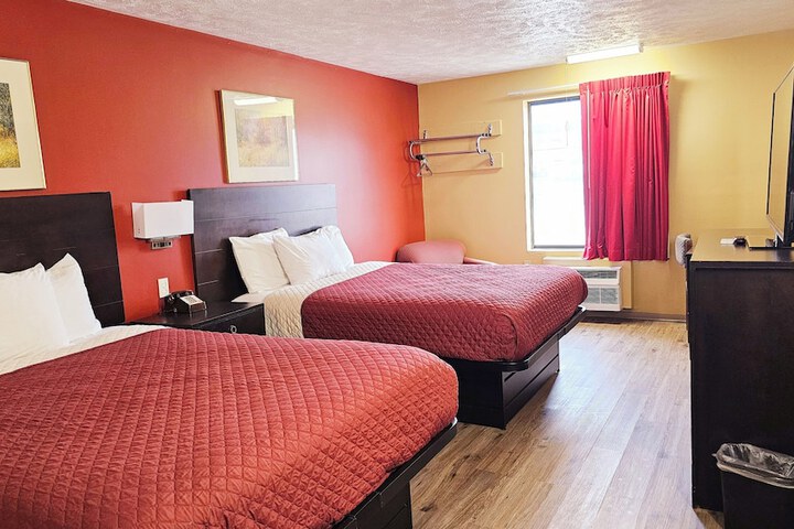 Comfort Single Room 2 Queen Beds (4 of 7)