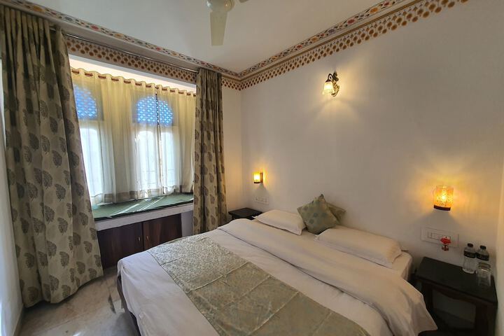 Room 14 of 50