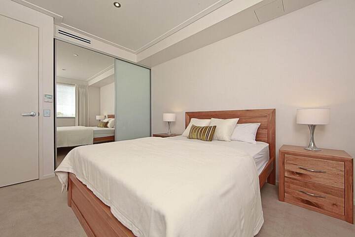 Room 27 of 255
