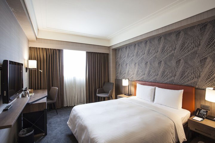 Room 8 of 26