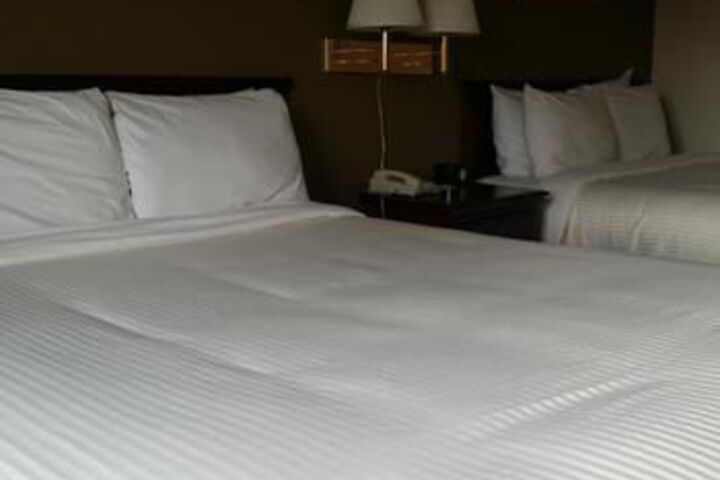 Room 8 of 44