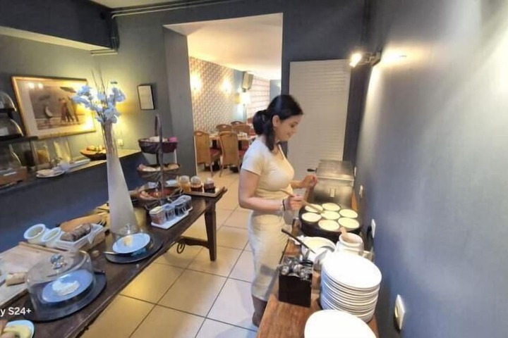 Breakfast/Coffee Service 51 of 57