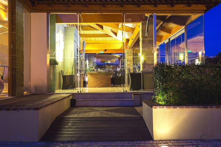 Hotel 53 of 65