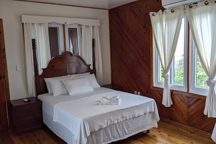 Room 9 of 39