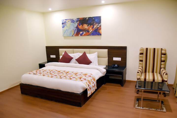 Room 15 of 64