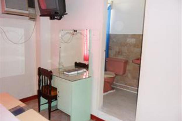 Room 2 of 5