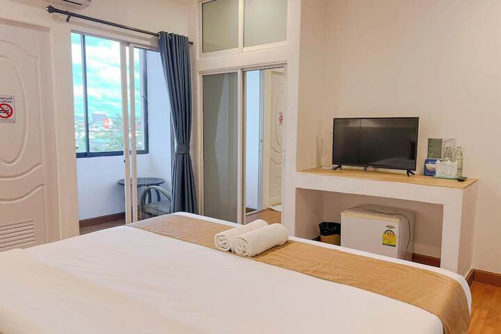 Room 34 of 94