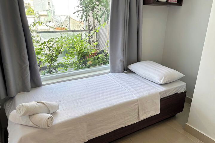 Room 20 of 36
