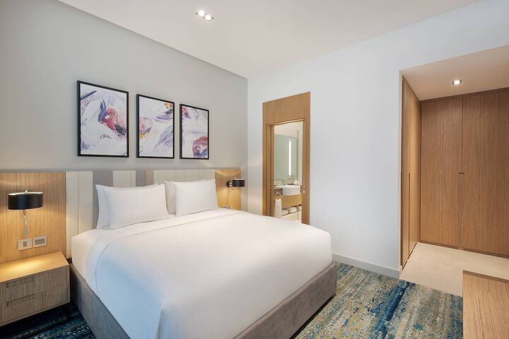 Room 8 of 35