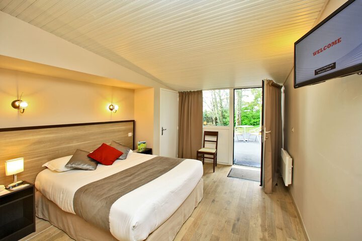 Room 5 of 49