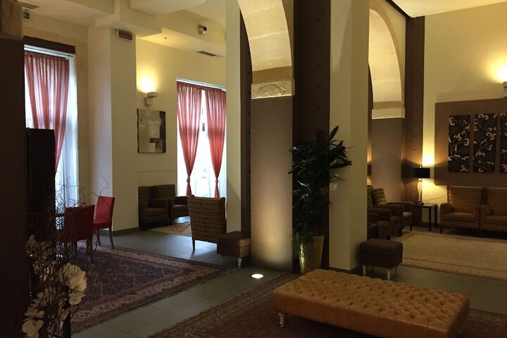 Lobby Entry