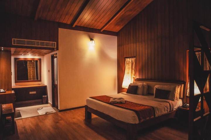 Room 4 of 65