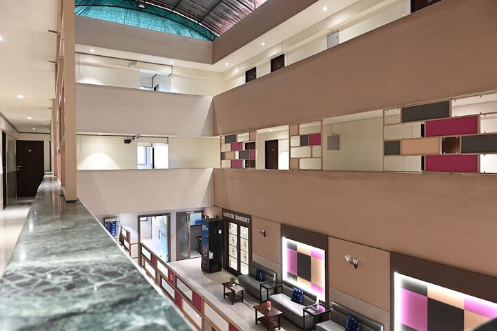 Hotel Interior 4 of 78