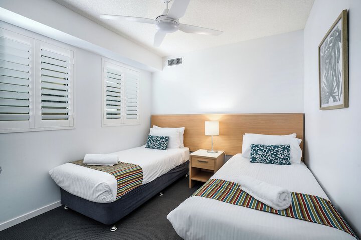 Room 25 of 191