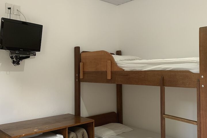 Room 9 of 70