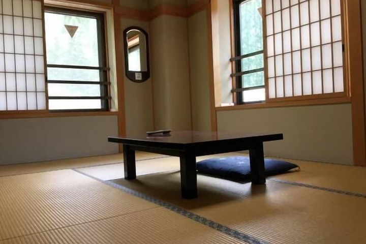 Room 2 of 14