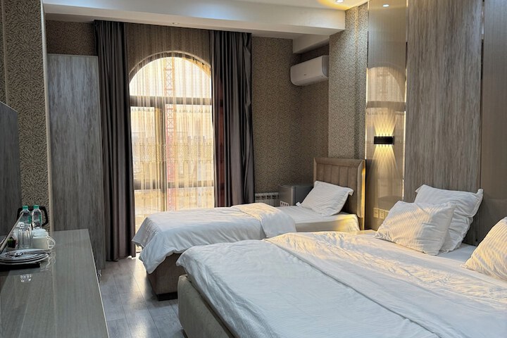 Room 20 of 68