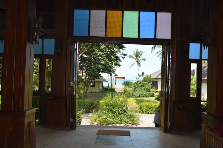 Hotel 2 of 109