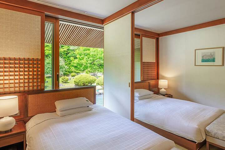 Room 20 of 46