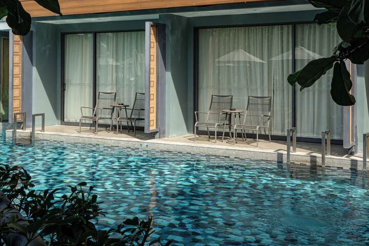 Pool 75 of 183