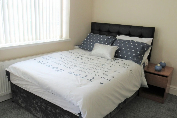 Room 3 of 12