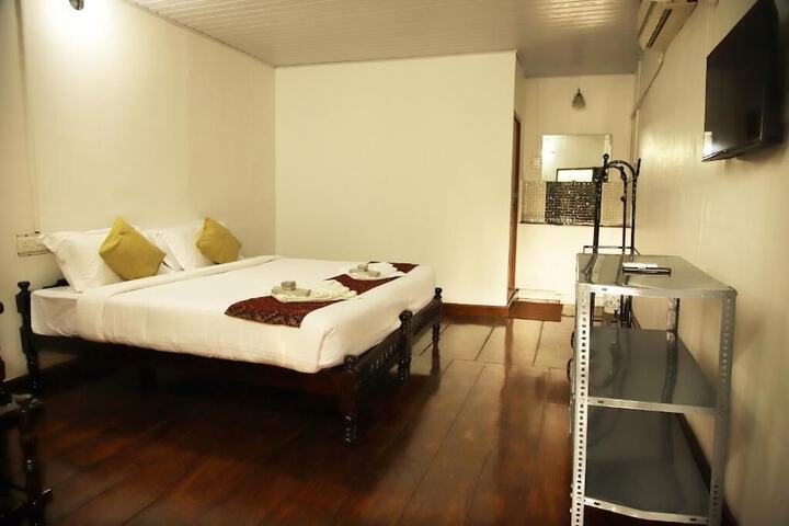 Suite Room