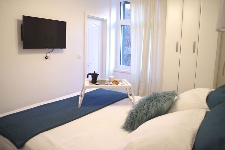 Room 4 of 30