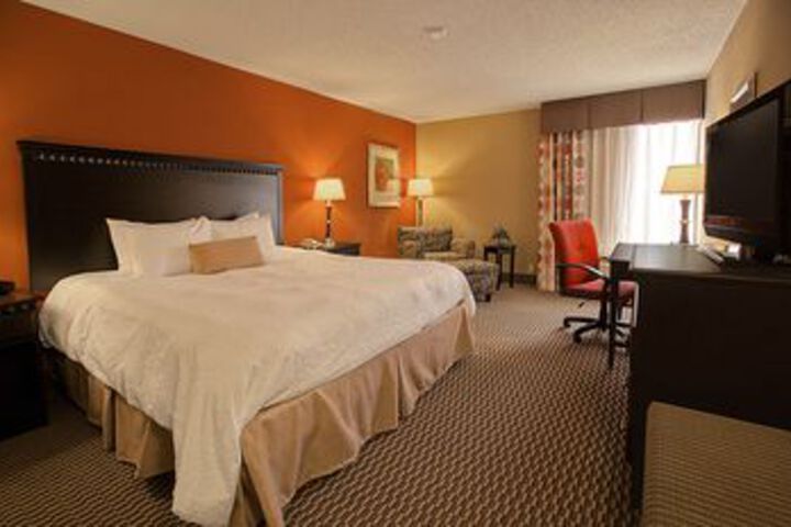 Room 18 of 27