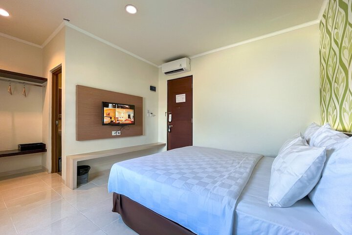 Room 18 of 61