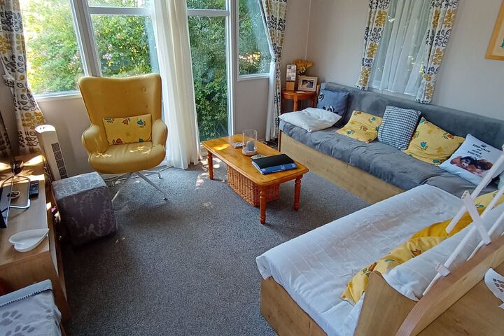 Room 6 of 19